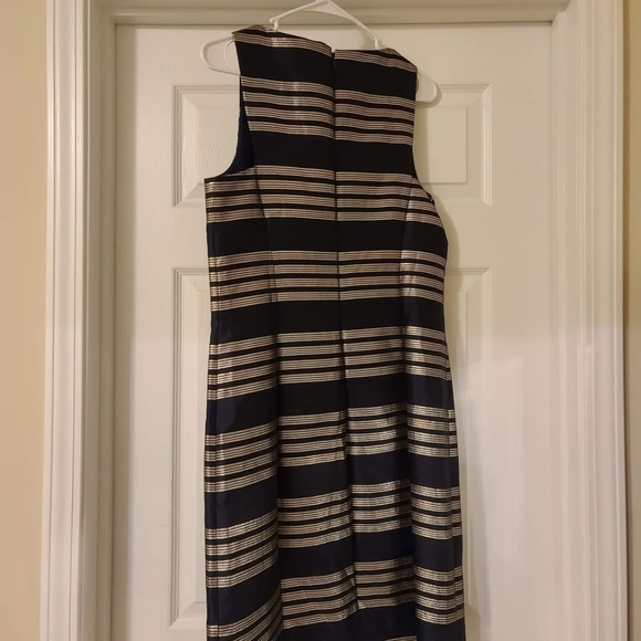 EUC Size 10 Lilly Pulitzer Navy Blue and Gold Glam Metallic Stripe Beaded Dress - Picture 2 of 3